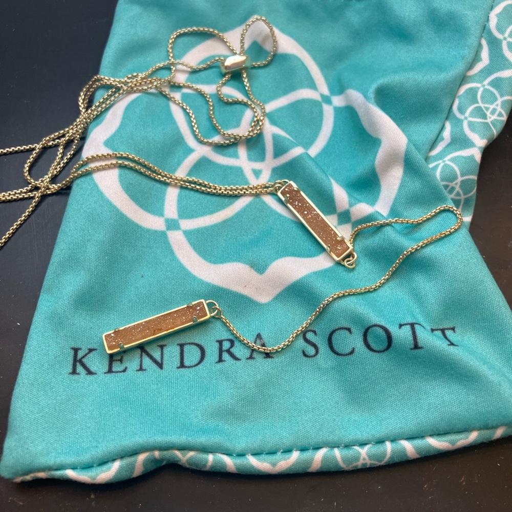 Adjustable Y shaped necklace.